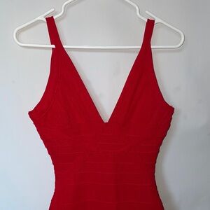 Elegant Red Sleeveless Dress